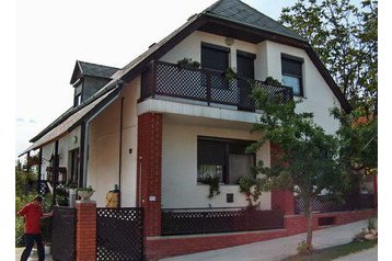 Family pension Balatonkenese 3